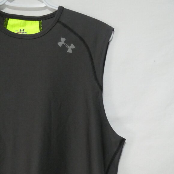 UNDER ARMOUR - Heat Gear | medium | Exercise Tank Top With Back Mesh Centre - Picture 5 of 13